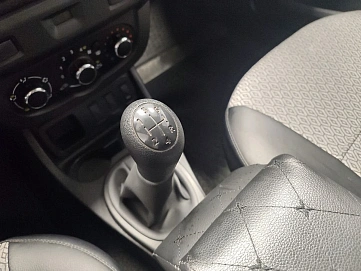 Renault Duster, 2019г, передний привод, механика