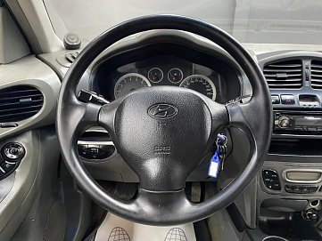Hyundai Santa Fe, 2004г, полный привод, механика