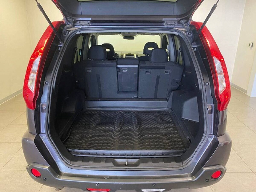 Nissan , 2012г., передний привод, автомат