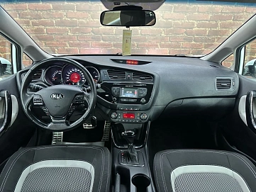 Kia Ceed, 2013г, передний привод, автомат