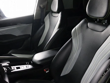 Geely Coolray, 2023г, передний привод, робот