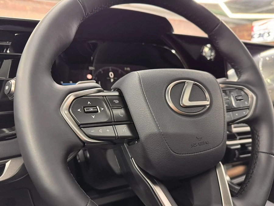 Lexus RX, 2025г., полный привод, автомат