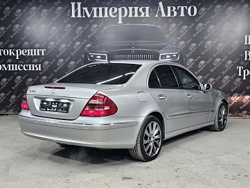 Mercedes-Benz E-Класс, 2004г, задний привод, автомат