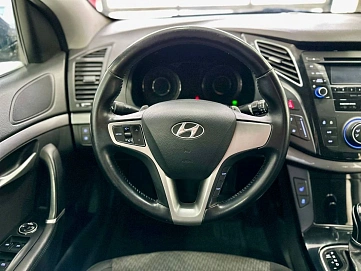 Hyundai i40, 2014г, передний привод, автомат