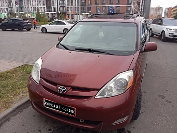 Toyota Sienna, 2008г, полный привод, автомат