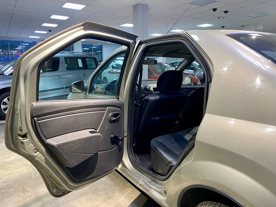 Renault Logan, 2013г., передний привод, механика