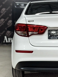 Kia Rio, 2015г, передний привод, автомат