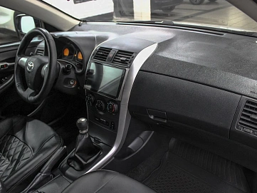 Toyota Corolla, 2012г, передний привод, механика