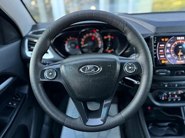 Lada (ВАЗ) Vesta, 2019г, передний привод, механика