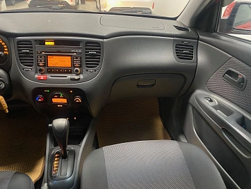 Kia Rio, 2009г, передний привод, автомат