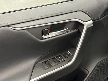 Toyota RAV4, 2025г, полный привод, вариатор