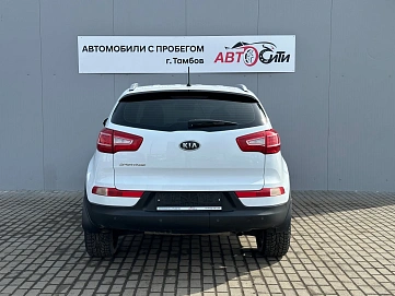 Kia Sportage, 2011г, передний привод, механика
