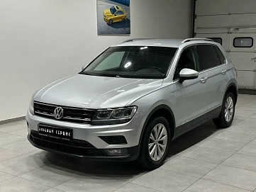 Volkswagen Tiguan, 2017г, полный привод, робот