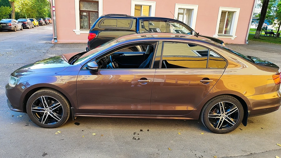 Volkswagen Jetta, 2016г., передний привод, робот