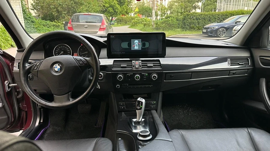 BMW 5 серии, 2008г., задний привод, автомат