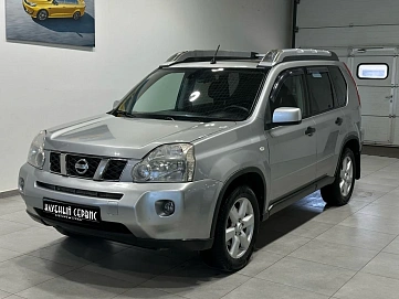Nissan X-Trail, 2010г, полный привод, вариатор