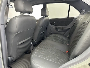 Hyundai Accent, 2010г, передний привод, автомат