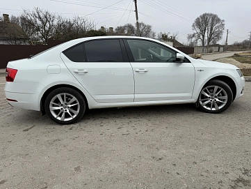 Skoda Octavia, 2019г, передний привод, робот