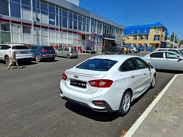 Chevrolet Cruze, 2018г., передний привод, автомат