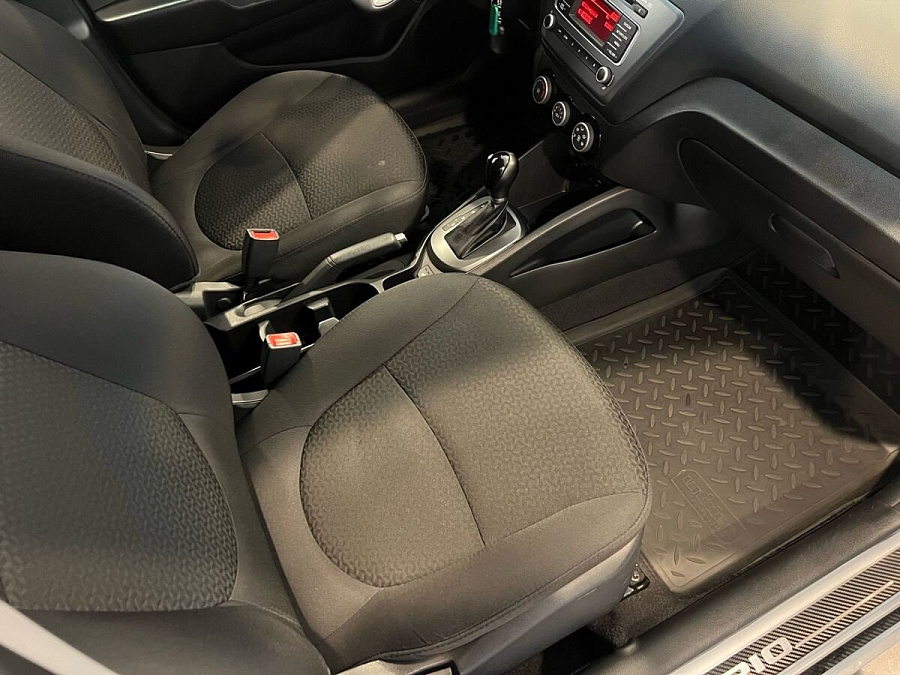 Kia , 2015г., передний привод, автомат