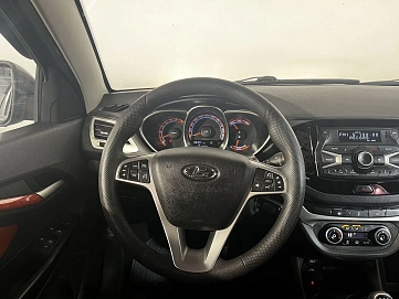 Lada (ВАЗ) , 2018г., передний привод, механика