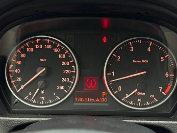 BMW 3 серии, 2011г, задний привод, автомат