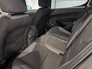 Peugeot 308, 2011г, передний привод, автомат