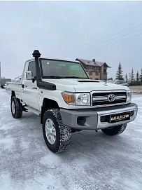 Toyota Land Cruiser, 2017г, полный привод, механика