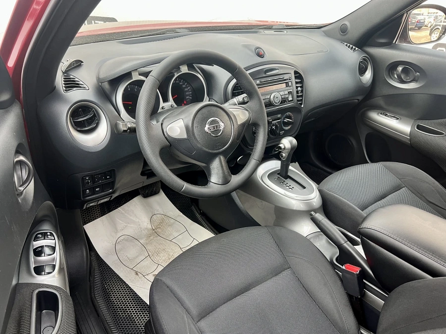 Nissan Juke, 2013г., передний привод, вариатор