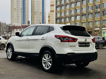Nissan Qashqai, 2022г, полный привод, вариатор