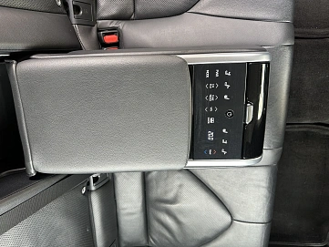 Toyota Camry, 2020г, передний привод, автомат