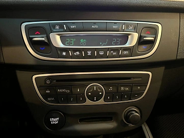 Renault Megane, 2011г, передний привод, автомат