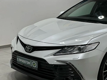Toyota Camry, 2021г, передний привод, автомат