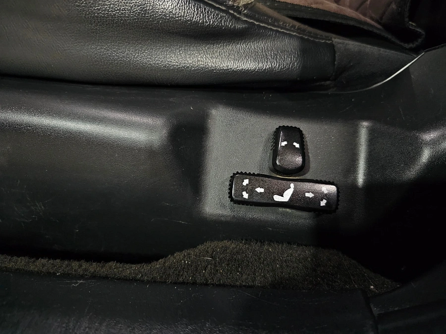 Hyundai Sonata, 2006г., передний привод, автомат