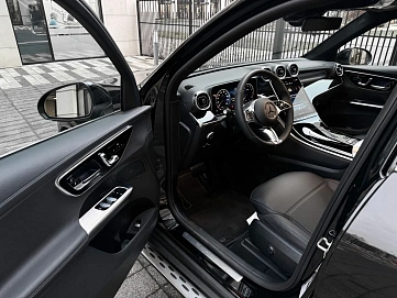 Mercedes-Benz GLC, 2024г, полный привод, автомат
