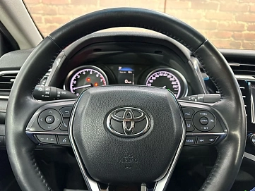 Toyota Camry, 2019г, передний привод, автомат