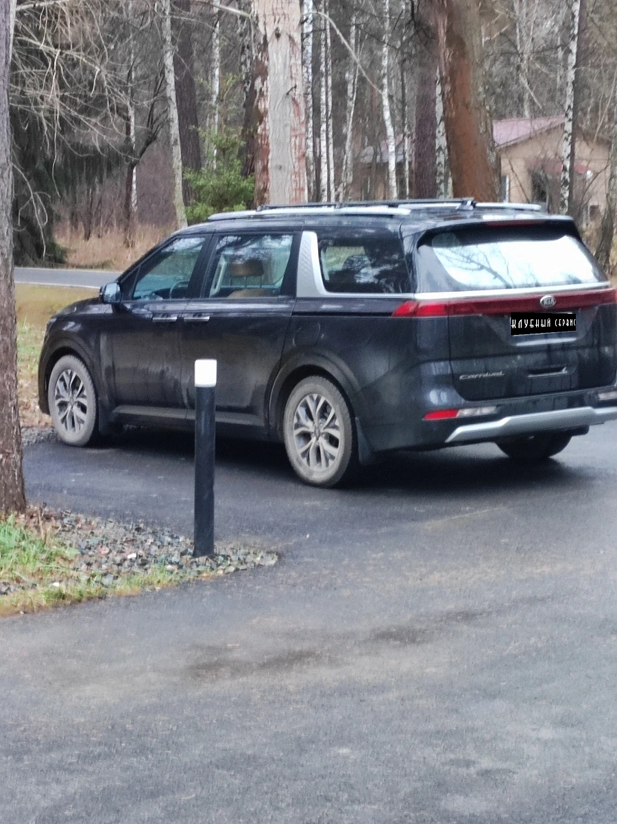 Kia Carnival, 2021г., передний привод, автомат