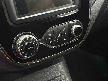 Renault Kaptur, 2019г, полный привод, автомат