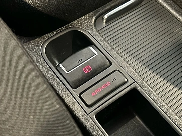 Volkswagen Tiguan, 2011г, передний привод, механика