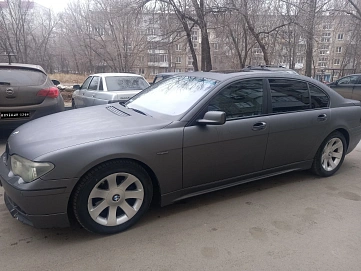 BMW 7 серии, 2004г, задний привод, автомат