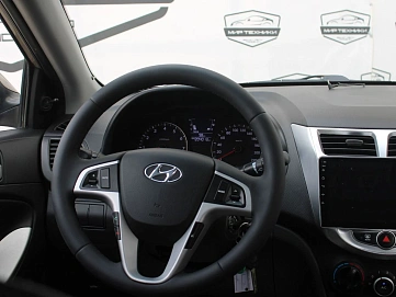 Hyundai Solaris, 2011г, передний привод, механика