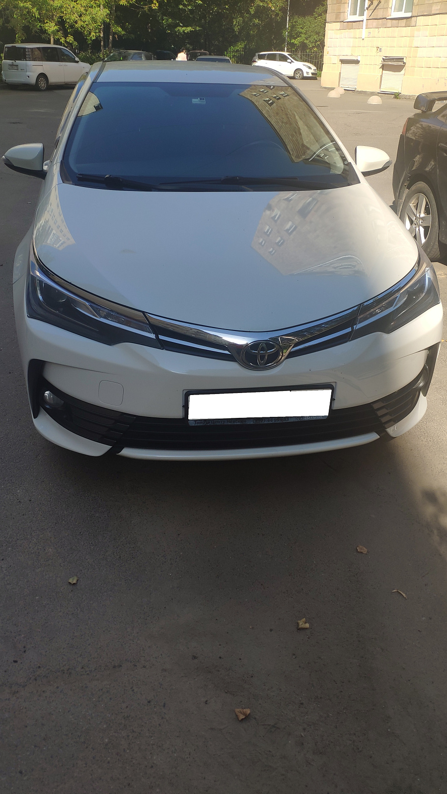 Toyota Corolla, 2018г., передний привод, вариатор