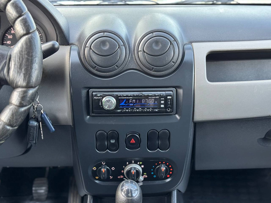 Renault Logan, 2010г., передний привод, механика