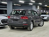 Volkswagen Touareg, 2010г., полный привод, автомат
