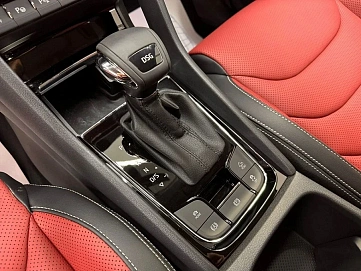 Skoda Kodiaq, 2024г, полный привод, робот