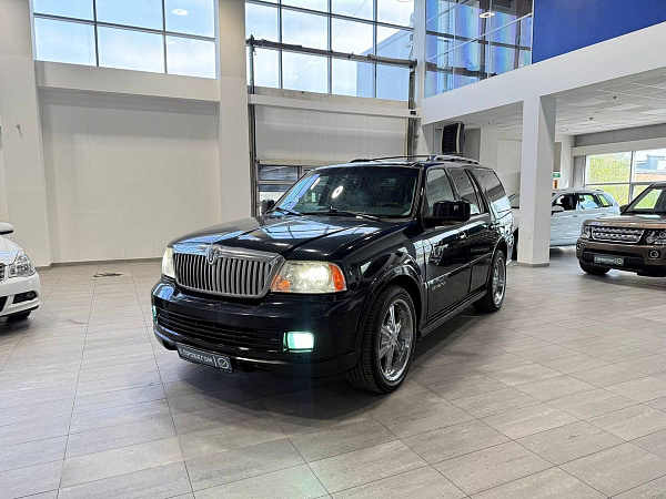 Lincoln Navigator, 2004г., полный привод, автомат