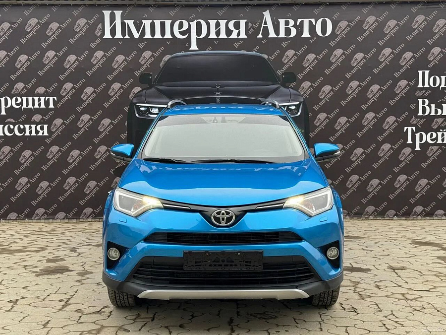 Toyota RAV4, 2016г., полный привод, вариатор