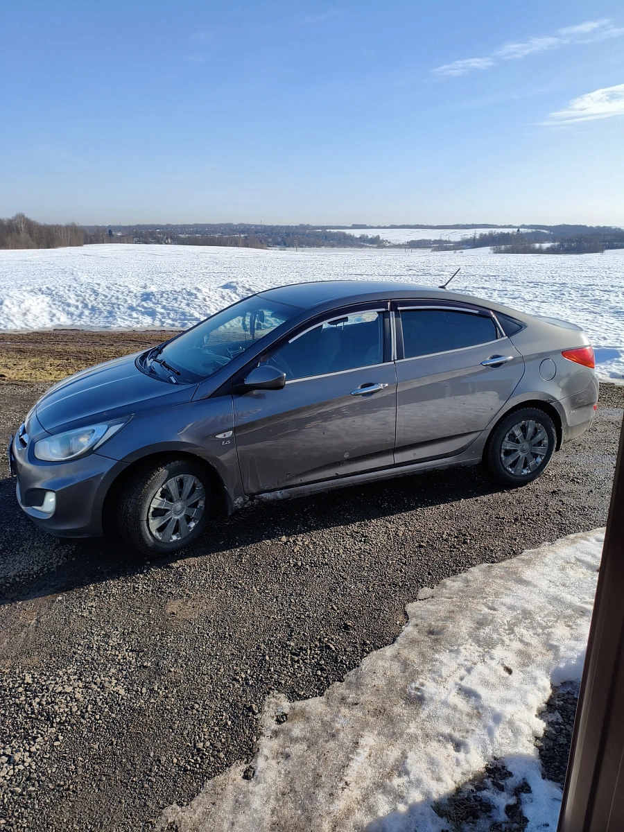 Hyundai Solaris, 2013г., передний привод, механика