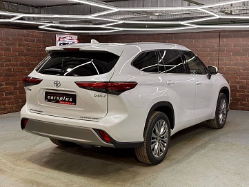 Toyota Highlander, 2025г, полный привод, автомат