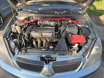 Mitsubishi Lancer, 2006г, передний привод, механика